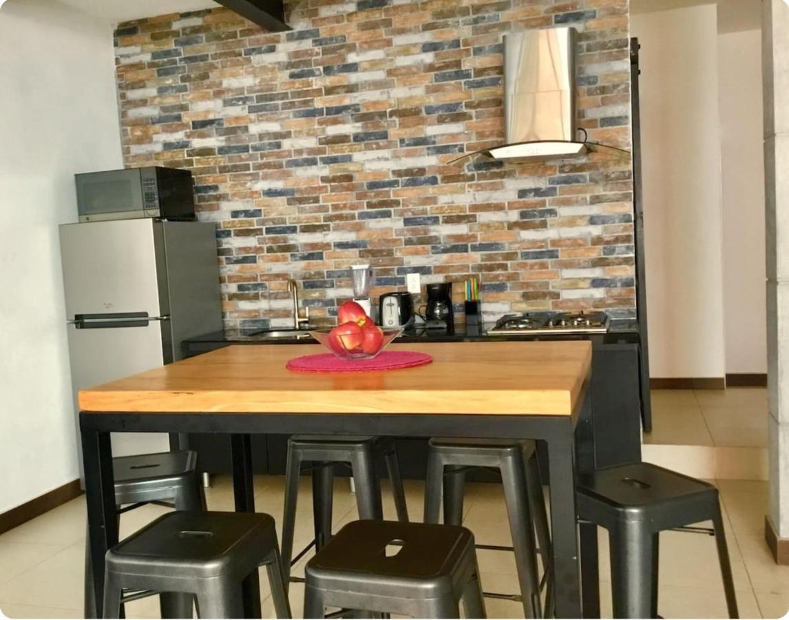 פוארטו ואלארטה Pilitas Apartments Vallarta מראה חיצוני תמונה