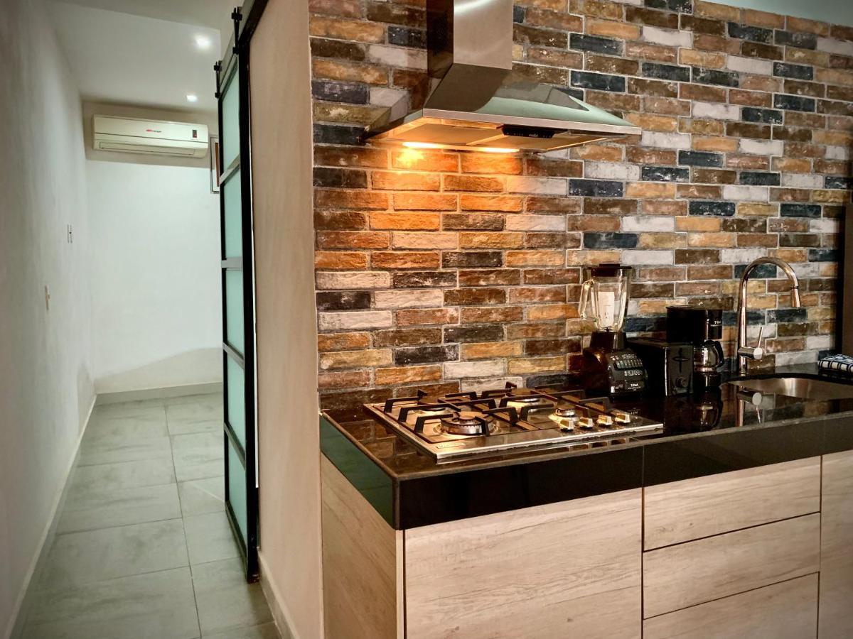 פוארטו ואלארטה Pilitas Apartments Vallarta מראה חיצוני תמונה